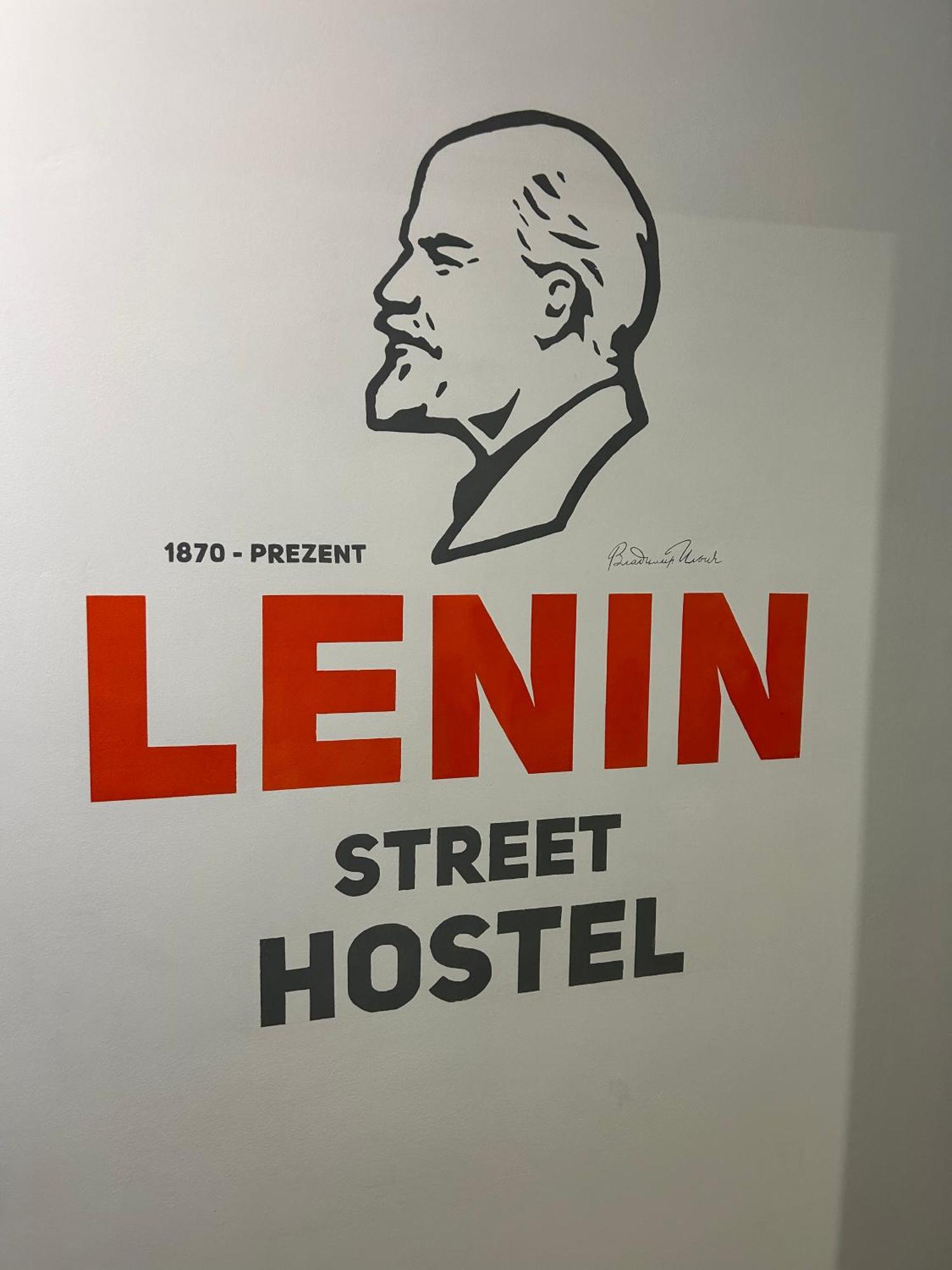 Lenin Street Hostel & Tours Tiraspol Ngoại thất bức ảnh